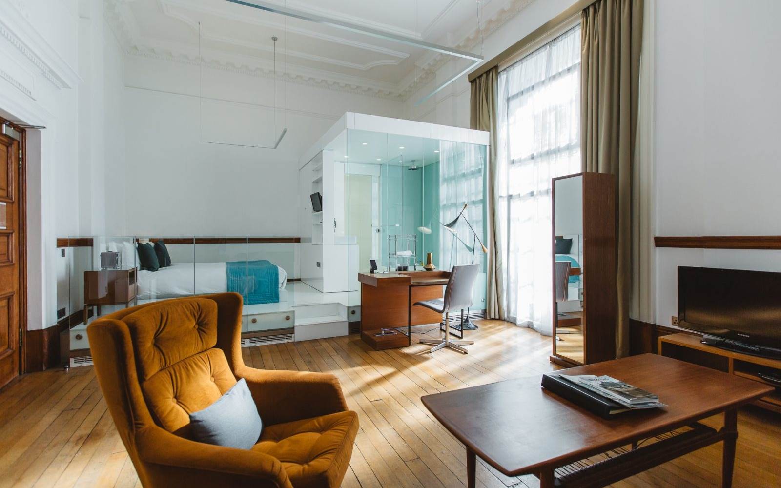 arquitectura con vidrio